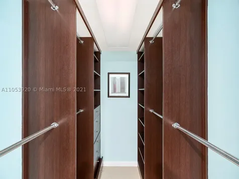 1915 Brickell Avenue Miami FL 33129