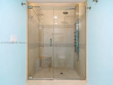 1915 Brickell Avenue Miami FL 33129