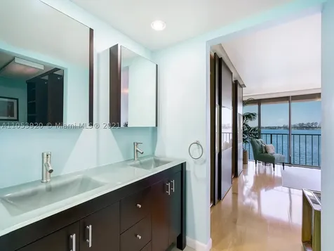 1915 Brickell Avenue Miami FL 33129