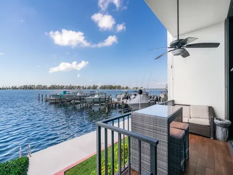 1915 Brickell Avenue Miami FL 33129