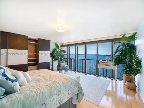 1915 Brickell Avenue Miami FL 33129