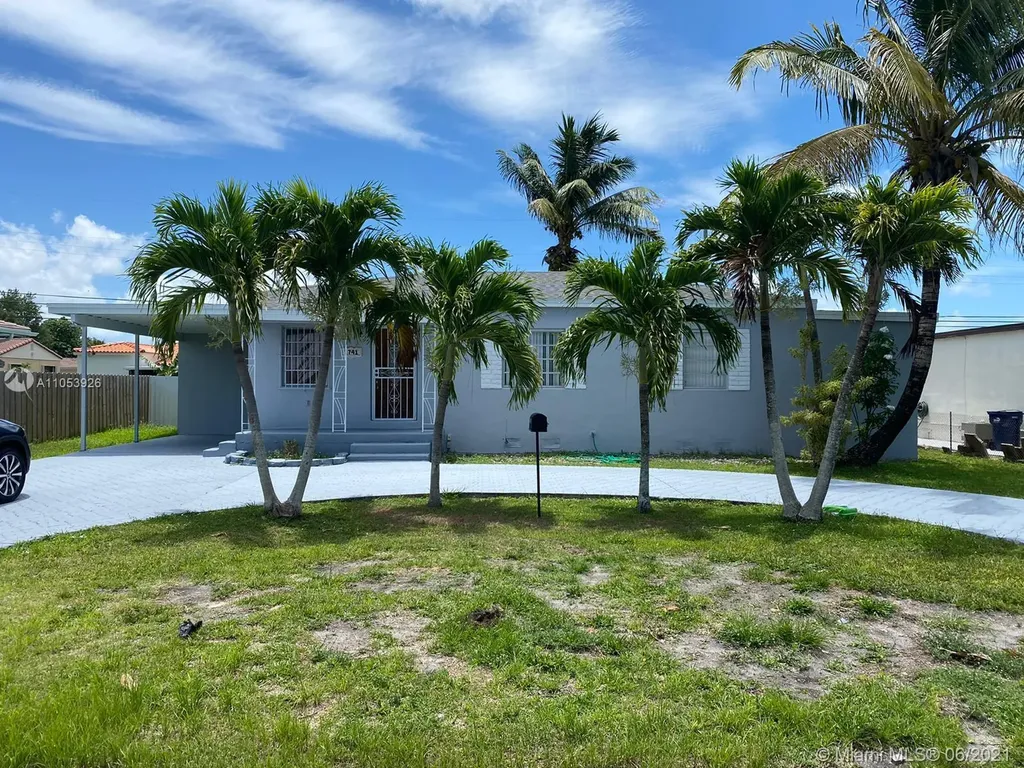 1741 SW 75th Avenue Road Miami FL 33155