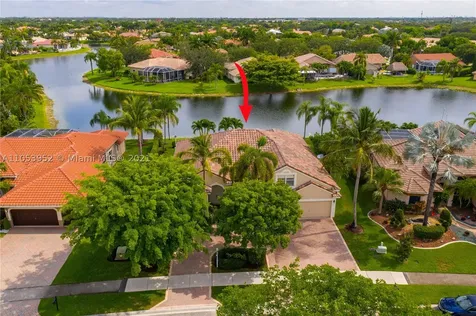 5213 Kensington Circle Coral Springs FL 33076