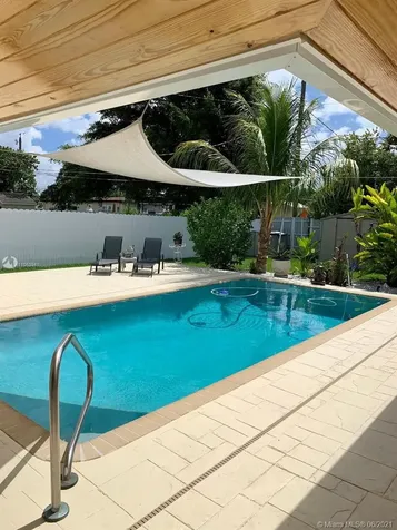 6215 SW 107th Court Miami FL 33173