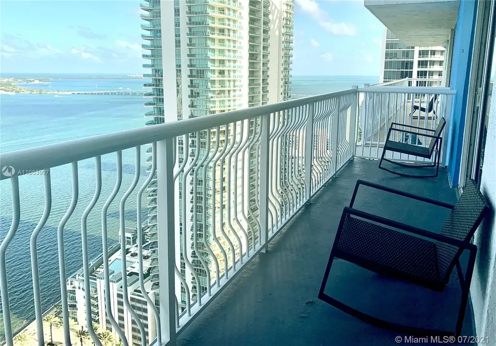 1200 Brickell Bay Drive Miami FL 33131
