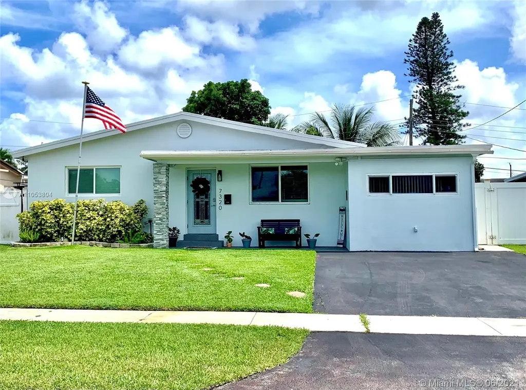 7320 Taylor Street Hollywood FL 33024