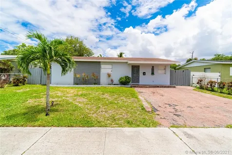 6460 Meade Street Hollywood FL 33024