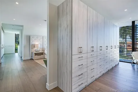 420 N Hibiscus Drive Miami Beach FL 33139