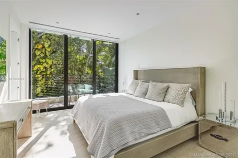 420 N Hibiscus Drive Miami Beach FL 33139