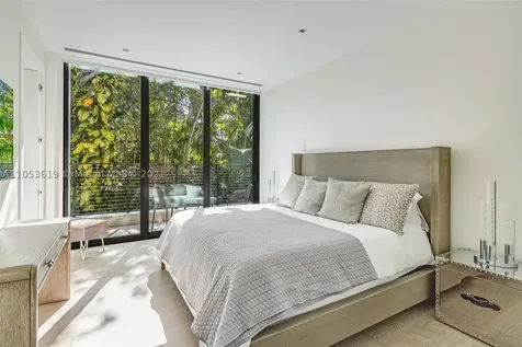 420 N Hibiscus Drive Miami Beach FL 33139