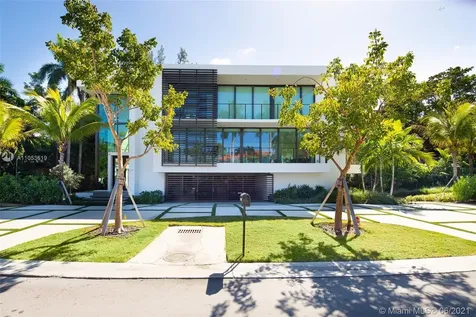 420 N Hibiscus Drive Miami Beach FL 33139