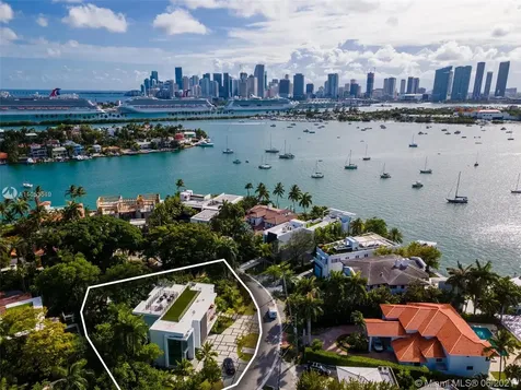 420 N Hibiscus Drive Miami Beach FL 33139