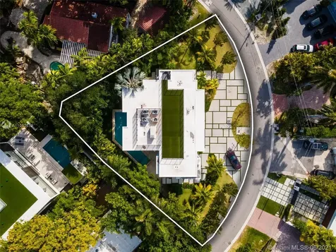 420 N Hibiscus Drive Miami Beach FL 33139