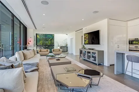 420 N Hibiscus Drive Miami Beach FL 33139