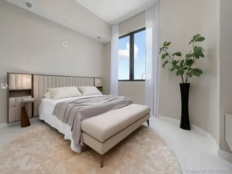 275 Giralda Avenue Coral Gables FL 33134