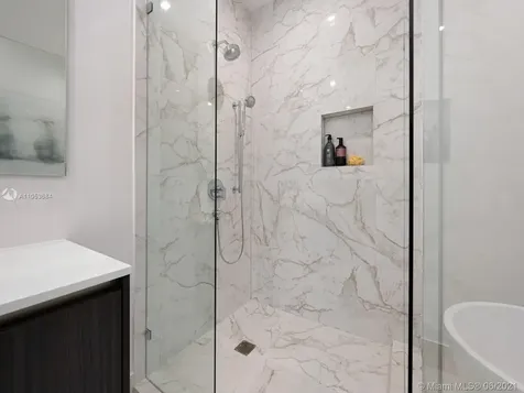 275 Giralda Avenue Coral Gables FL 33134