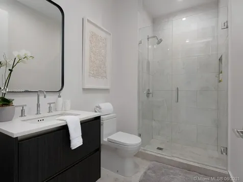 275 Giralda Avenue Coral Gables FL 33134
