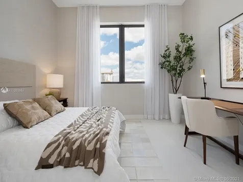 275 Giralda Avenue Coral Gables FL 33134
