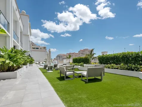 275 Giralda Avenue Coral Gables FL 33134