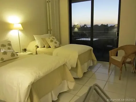 201 Crandon Boulevard Key Biscayne FL 33149