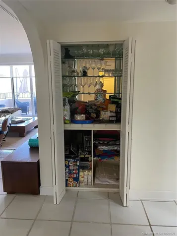 201 Crandon Boulevard Key Biscayne FL 33149