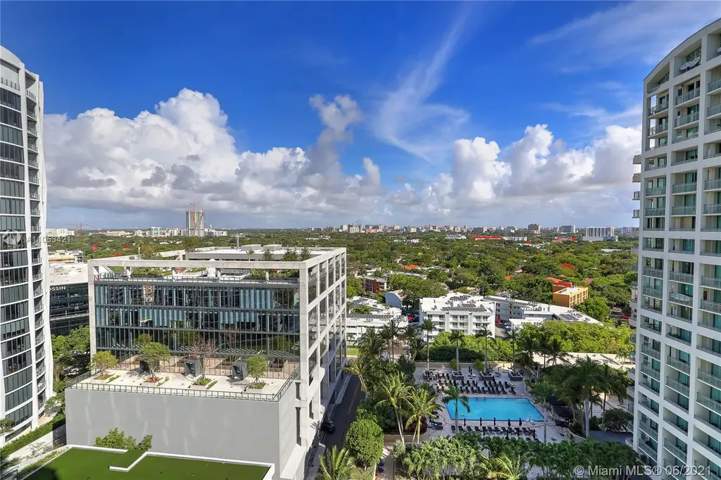 3400 SW 27th Avenue Miami FL 33133