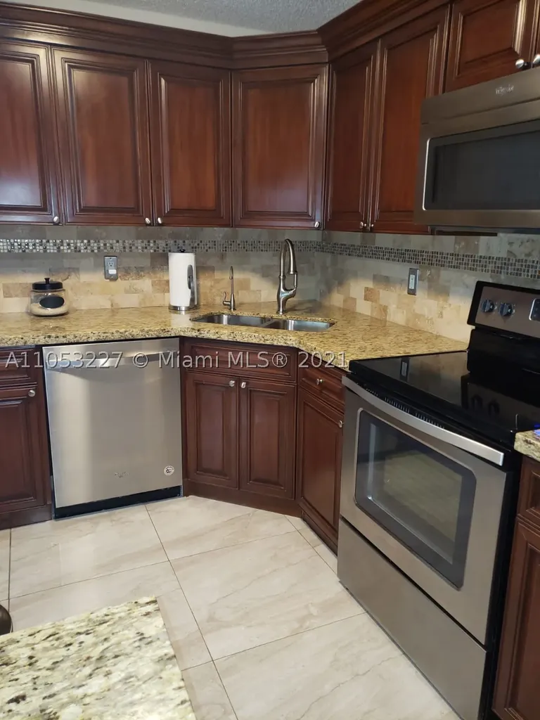 6475 SW 128th Court Miami FL 33183