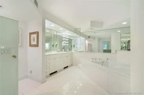 2200 S Ocean Lane Fort Lauderdale FL 33316
