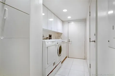 2200 S Ocean Lane Fort Lauderdale FL 33316