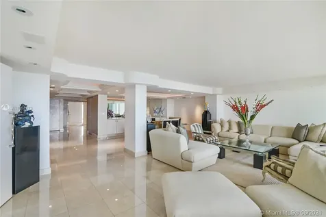 2200 S Ocean Lane Fort Lauderdale FL 33316