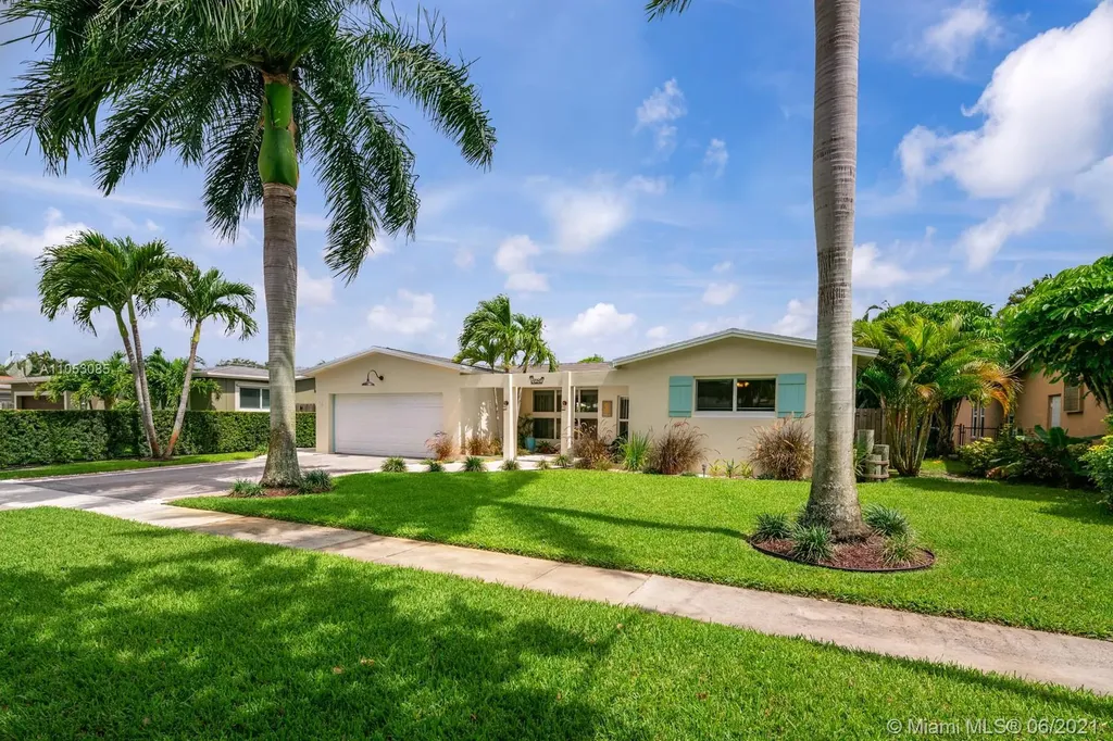 9281 SW 55th Court Cooper City FL 33328