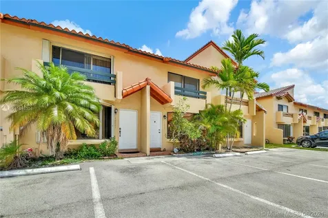 10021 SW 77th Court Miami FL 33156