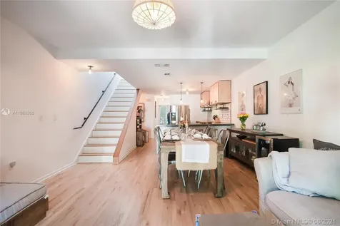 208 Jefferson Avenue Miami Beach FL 33139