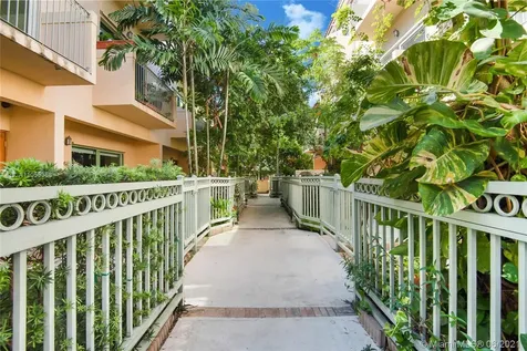 208 Jefferson Avenue Miami Beach FL 33139
