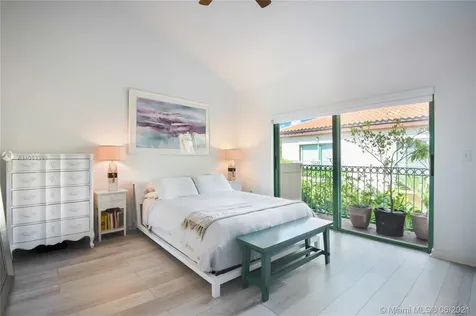 208 Jefferson Avenue Miami Beach FL 33139