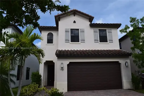 9765 W 34th Court Hialeah FL 33018