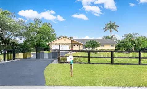 5611 SW 196th Lane Southwest Ranches FL 33332
