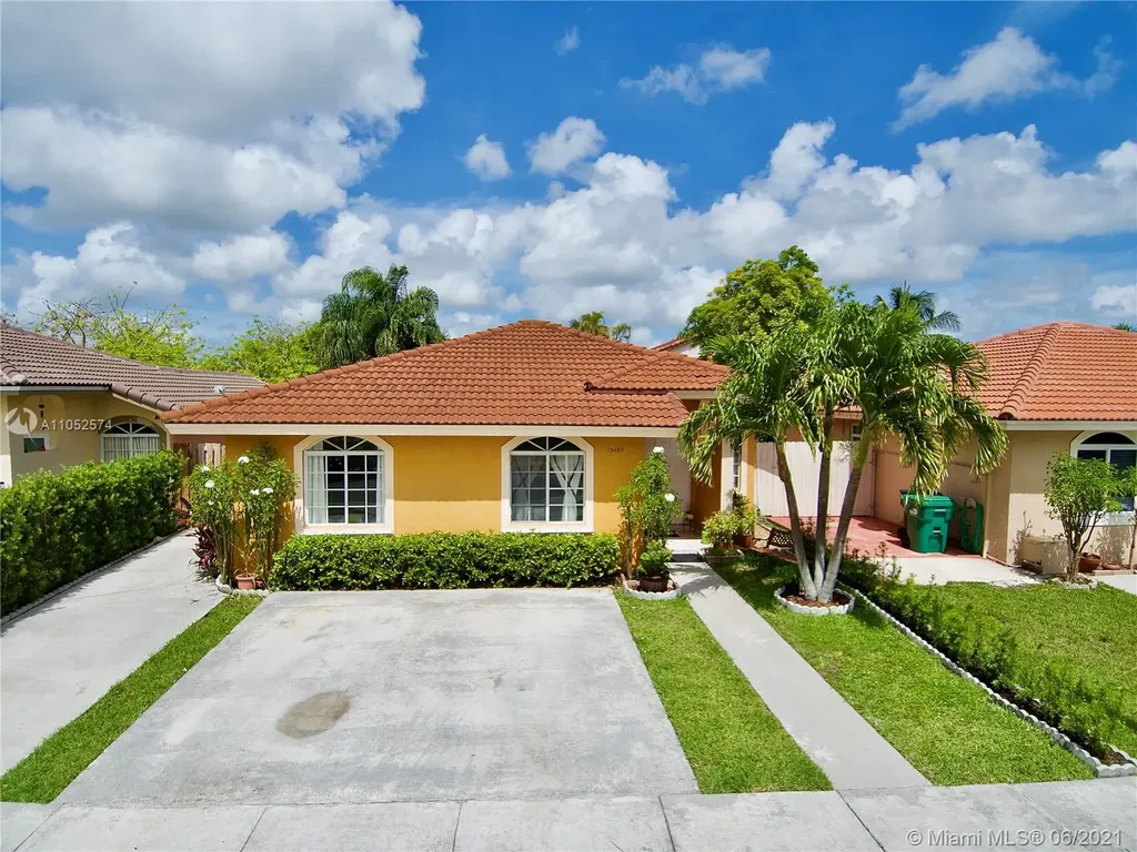15485 SW 138th Avenue Miami FL 33177