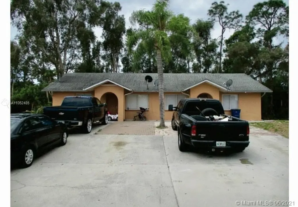18242/18244 Matanzas Road Fort Myers FL 33967