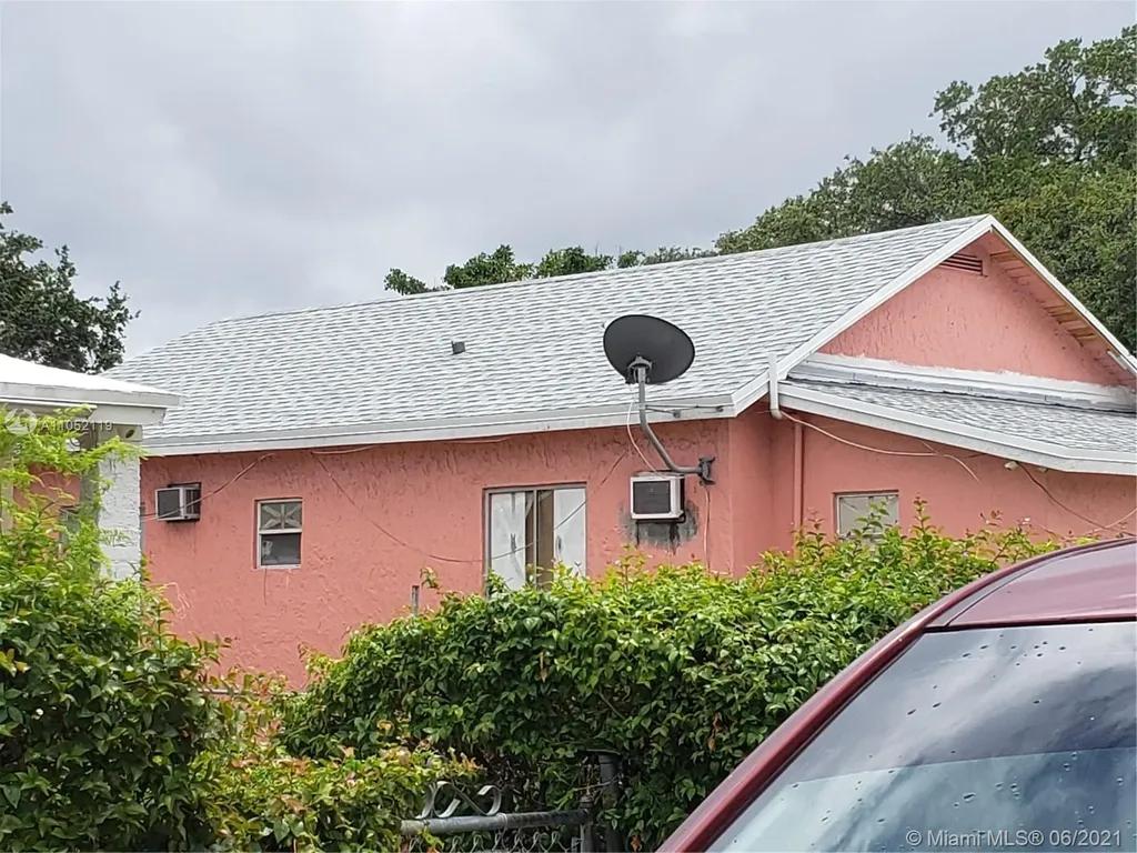 2760 NW 31st Street Miami FL 33142