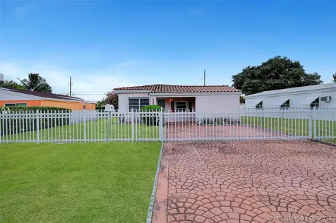 1820 NE 174th Street North Miami Beach FL 33162