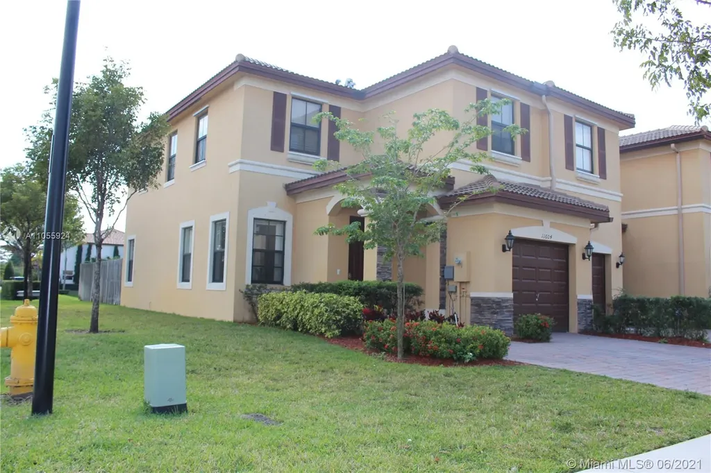 11604 NW 87th Lane Doral FL 33178