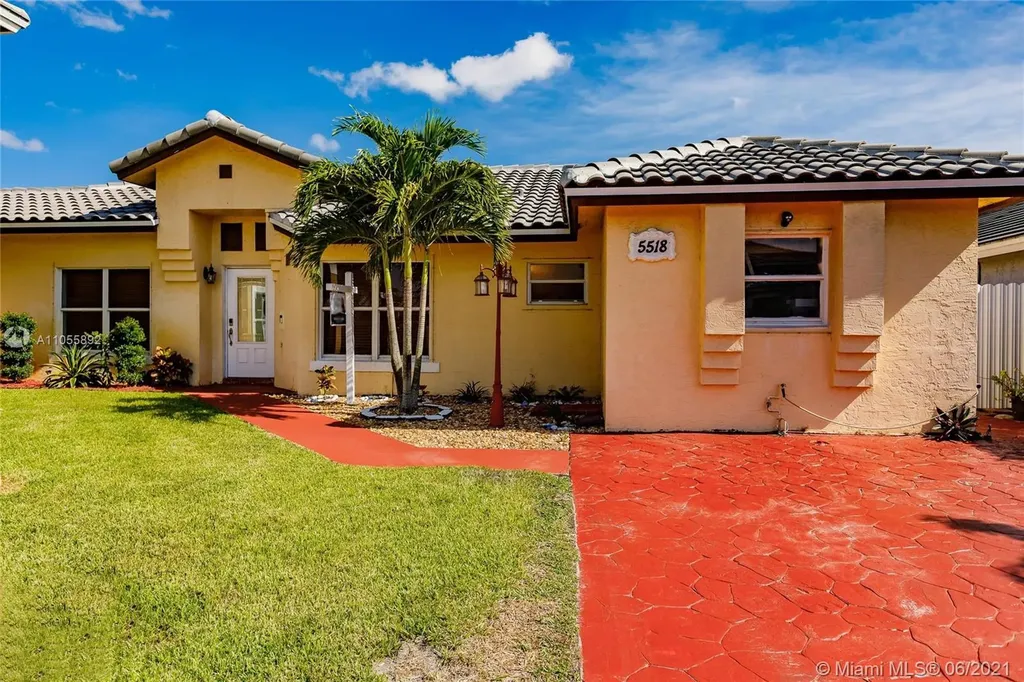 5518 NW 185th Street Miami Gardens FL 33055