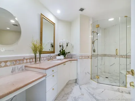 10225 Collins Avenue Bal Harbour FL 33154