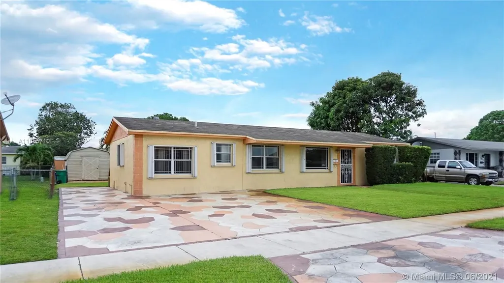2921 NW 209th Terrace Miami Gardens FL 33056