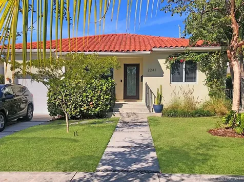 2241 SW 25th Terrace Miami FL 33133