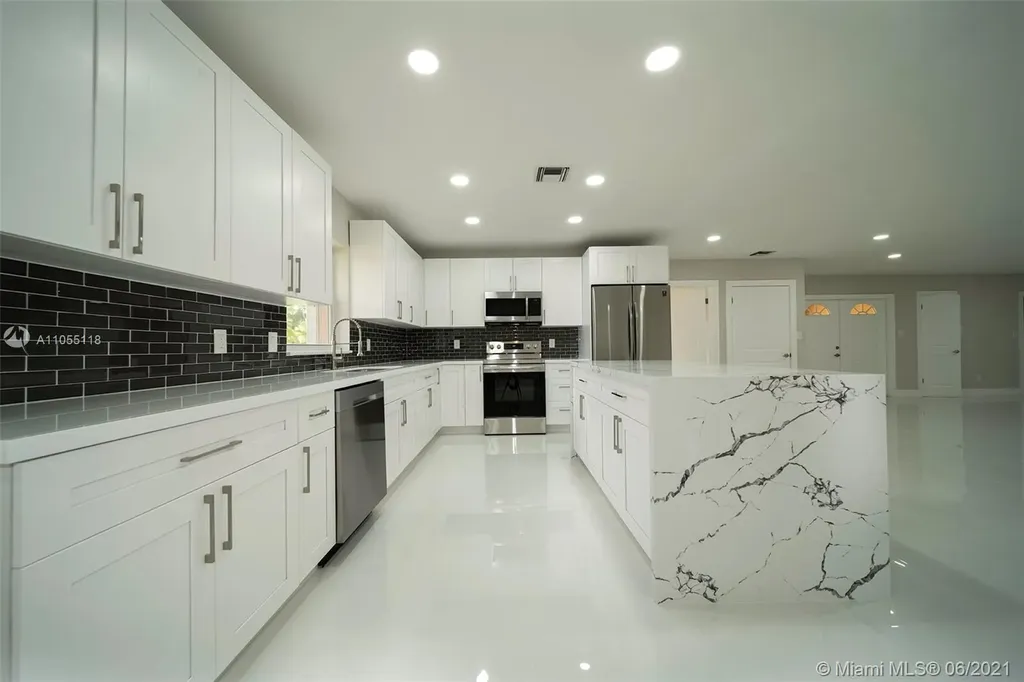 11861 NW 26th Street Plantation FL 33323