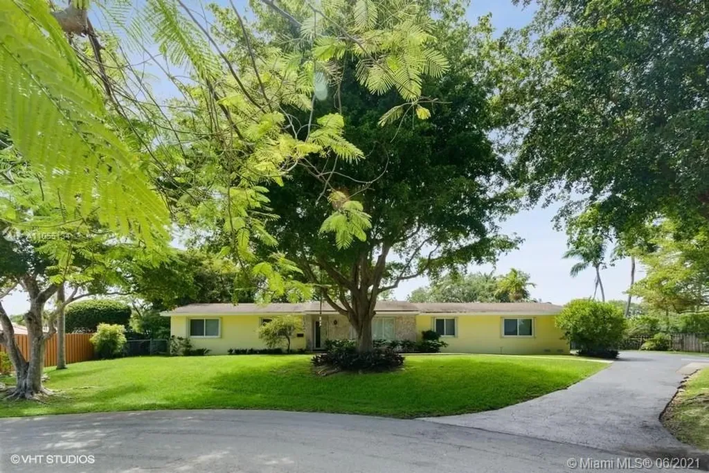 17300 SW 89th Avenue Palmetto Bay FL 33157