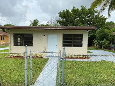 16930 SW 94th Avenue Palmetto Bay FL 33157