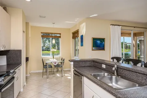 962 Golden Cane Drive Weston FL 33327